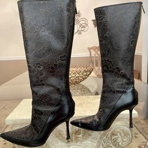 Vintage Jimmy Choo laser cut black boots. Size 38 1/2.